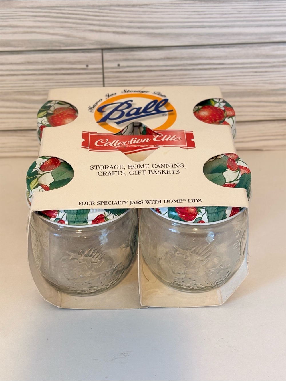 Vintage 1998 Ball Collection Elite Strawberry Mason Jars 4 Pack NOS 8 Oz
